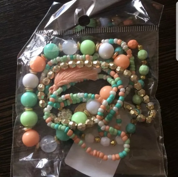 bracelets - Picture 2 of 3